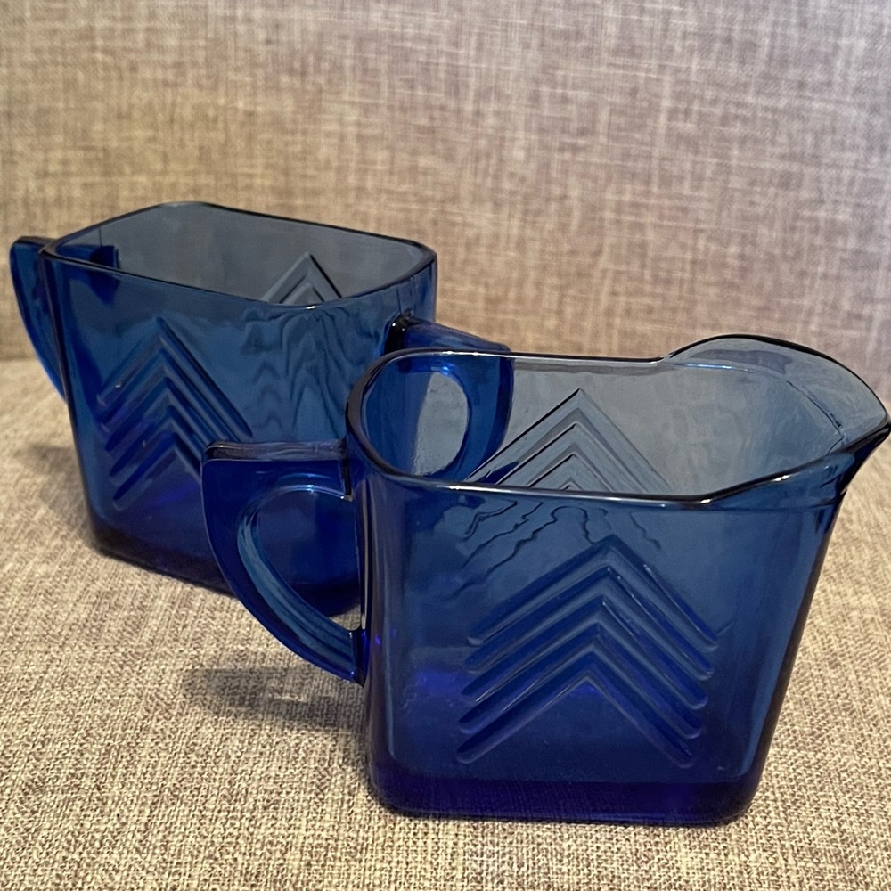1930’s Vintage Hazel Atlas Sugar and Creamer